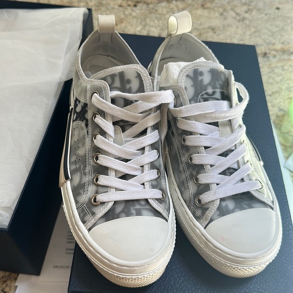 Dior sneakers